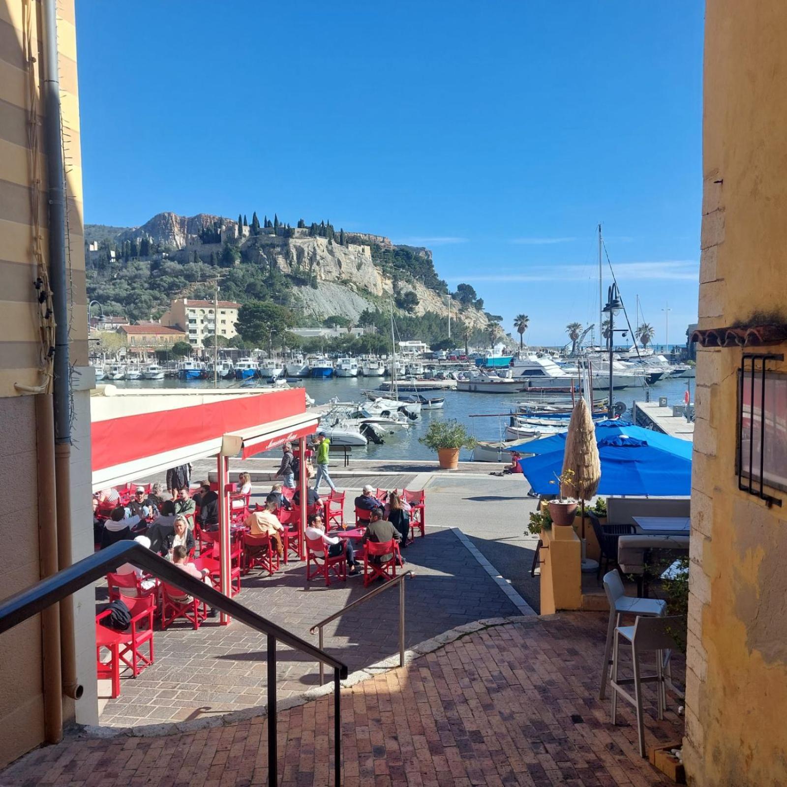 Appartement Le Mehari Cassis Buitenkant foto